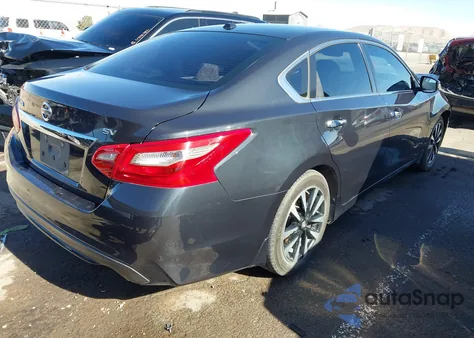 2018 Nissan Altima 2.5 Sv z USA, uszkodzony, nr VIN 1N4AL3AP4JC232387